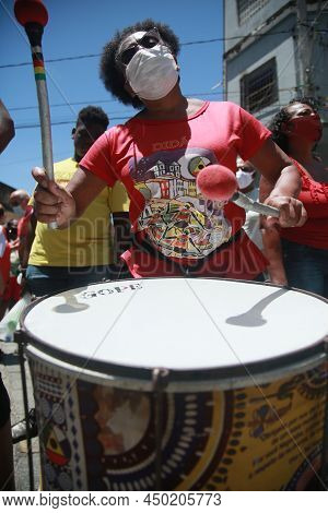 Salvador, Bahia, Brazil - December 13, 2021: Members Of Banda Dida During A Celebration In Honor Of 
