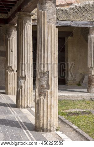 Ruins Of An Ancient City Destroyed By The Eruption Of The Volcano Vesuvius In 79 Ad Near Naples, Arc