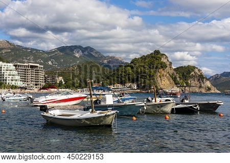 Petrovac, Montenegro, 29. August 2021: Boats In Harbour In Town Petrovac, Montenegro. Beautiful Fami