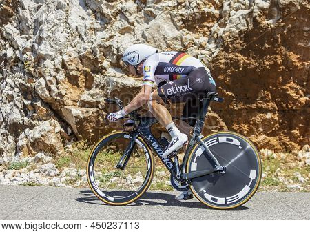 Col Du Serre De Tourre,france - July 15,2016: The German Cyclist Tony Martin Of Trek-segafredo Team 