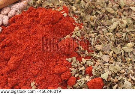 Beans With Garlic, Paprika And Mexican Oregano, Shallow Dof