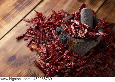 Chile De Arbol. This Potent Mexican Chili Can Be Used Fresh, Powdered Or Dried For Salsa Preparation