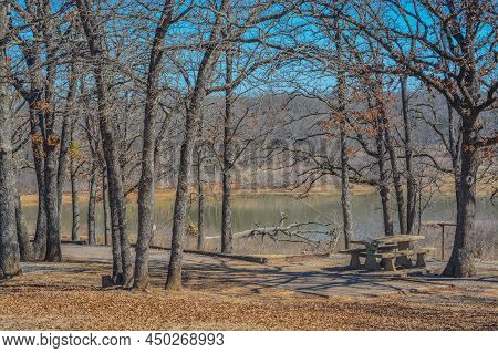 Beautiful View Of Lake Texoma\'s Picnic Area In Kingston, Bryon County, Oklahoma