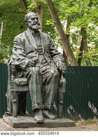 Svetlogorsk, Russia - July 21, 2019. Monument To Famous Russian Scientist And Physiologist Pavlov I.