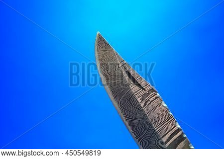 Damask Hand-forged Knife Made Of Several Layers Of Steel With An Exclusive Pattern Photographed In T