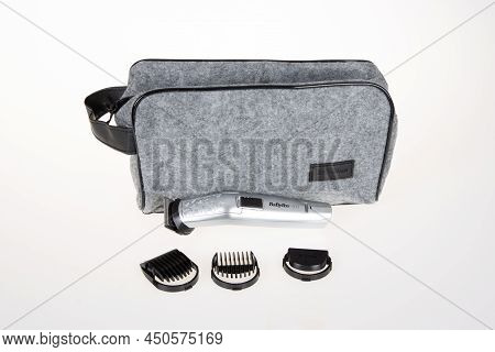 Bordeaux , Aquitaine  France - 03 03 2022 : Babyliss Men Modern Electric Hair Beard Trimmer With Gre