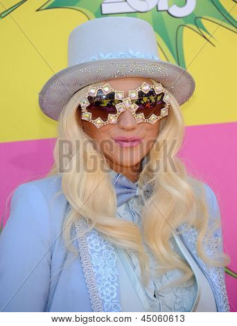 LOS ANGELES - 23. März: Ke$ kommt ha Kid's Choice Awards 2013 am 23. März 2013 in Los Ang