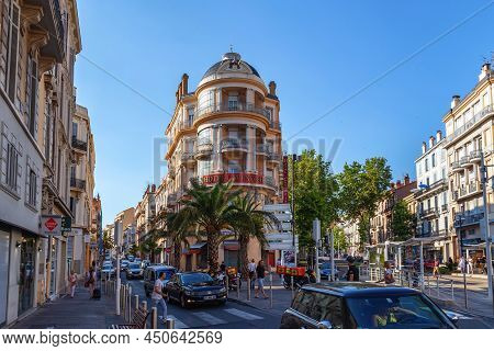 Cannes, France - June 19, 2017: View Of The Historic Buildings Of The Famous Hotel Cavendish On The 