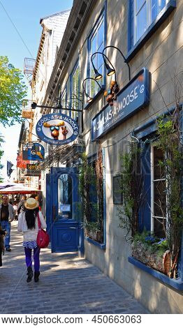 Quebec City, Canada - Sep. 11, 2021: Cool As A Moose Store At 22 Rue Du Tresor Street In Old Quebec 