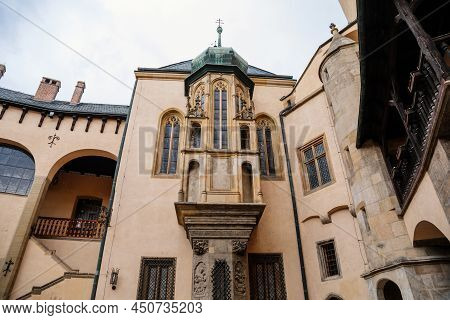 Kutna Hora, Central Bohemian, Czech Republic, 5 March 2022: Italian Courtyard Or Vlassky Dvur, Medie
