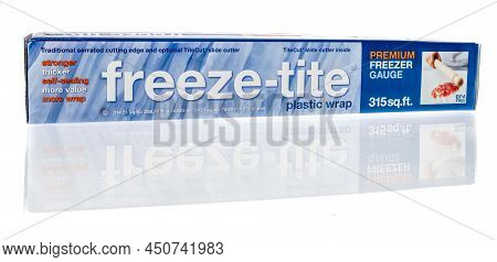 Winneconne, Wi -6 March 2021: A Package Of Freeze Tite Protective Food Wrap Plastic On An Isolated B