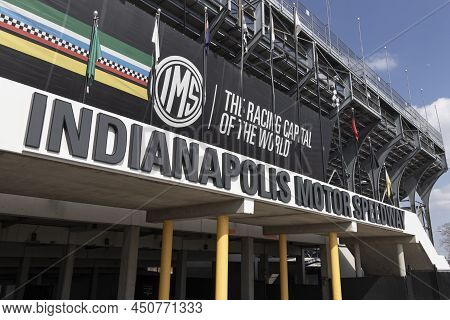 Indianapolis - Circa March 2022: Indianapolis Motor Speedway Gate Two Entrance. Hosting The Indy 500