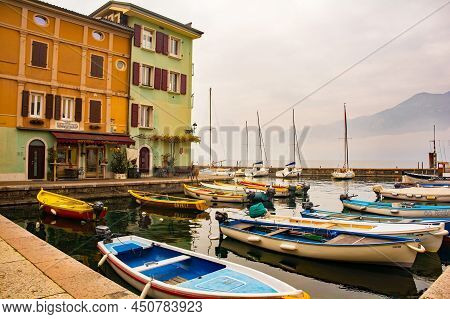 Castelletto Di Brenzone, Italy - December 27th 2021. Winter At The Castelletto Di Brenzone Waterfron