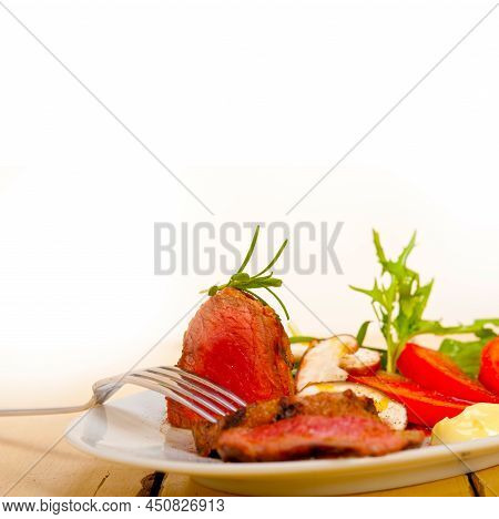 Beef Filet Mignon Grilled With Vegetables