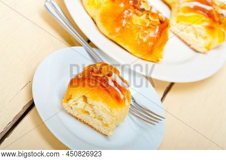 Sweet Bread Donut Cake