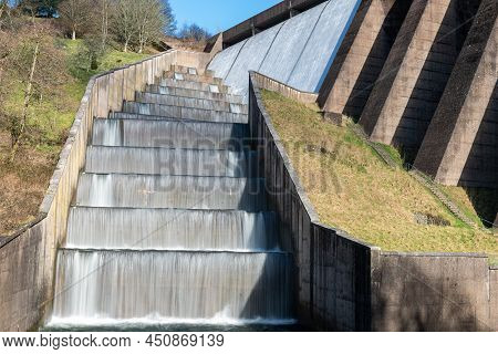 Wimbleball Dam