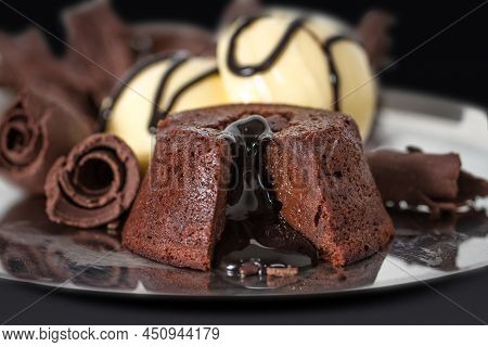 Petit Gateau Dessert - Traditional Sweet - Chocolate Cake With Ice Cream