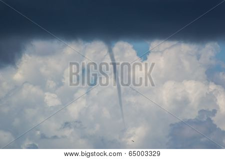 Waterspout Forming