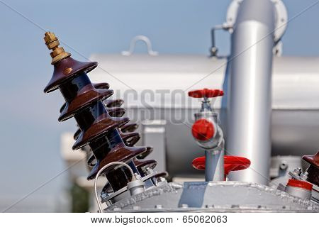 New high voltage transformer