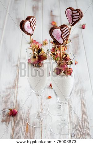 Chocolate filled heart cookie pops for ValentineÃ?ÃÂ´s Day