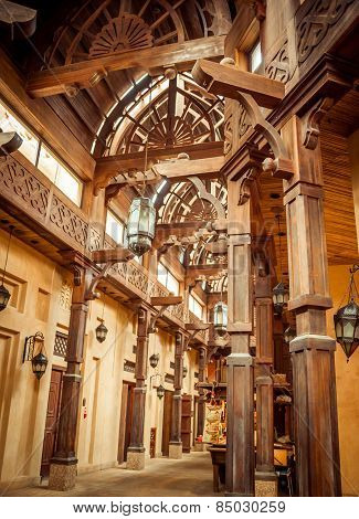 DUBAI, UAE - JANUARY 31: The Madinat Souk at Madinat Jumeirah Hotel on January 31, 2012 in Dubai. The traditional Arabian souk is a shopping paradise.