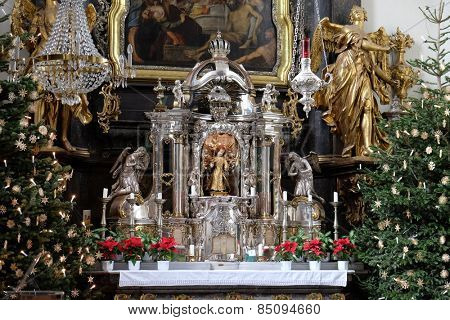 GRAZ, AUSTRIA - JANUARY 10, 2015: Main altar, Mariahilf church in Graz, Styria, Austria on January 10, 2015.