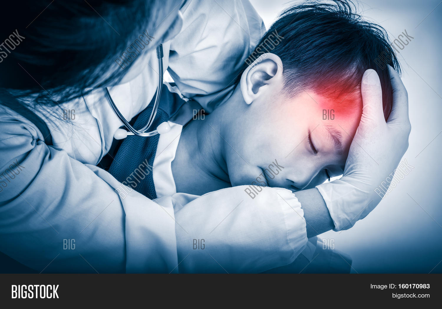 Sports Injury. Doctor Image & Photo (Free Trial) Bigstock