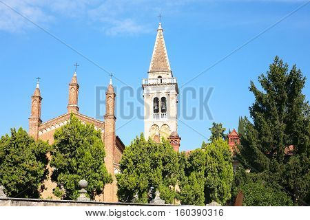 Towers Church Dei Santi Nazaro E Celso In Verona