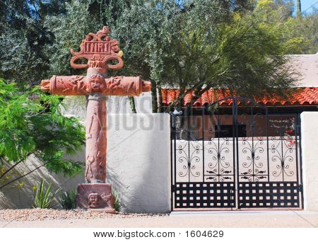 Cross gate