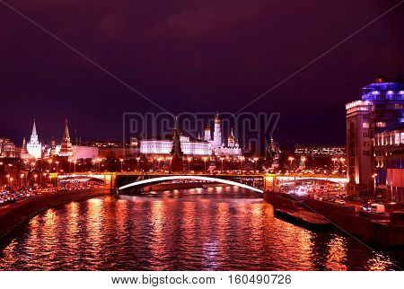 Night view Kremlin from the Moskva River in Moscow