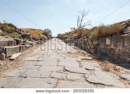 Cobbled Road In The Ruins Of The Greek - Roman City Of The 3rd Century Bc - The 8th Century Ad Hippu