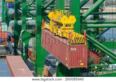 Nhava Sheva, India - March 09: Discharge Of The Ship On The Berth In Port Of Nhava Sheva On March 09