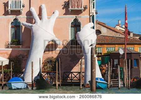 Venice, Italy - 07 Otober, 2017: Gigantic Sculpture 