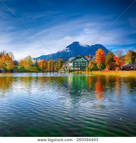 Picturesque Autumn Scene Of Altausseer See Lake. Sunny Morning View Of Altaussee Village. Location: 