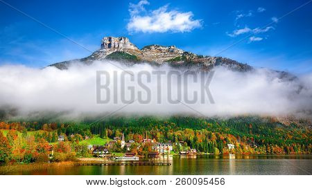 Picturesque Autumn Scene Of Altausseer See Lake. Sunny Morning View Of Altaussee Village. Location: 