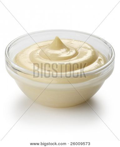hausgemachte Mayonnaise auf weißem Hintergrund