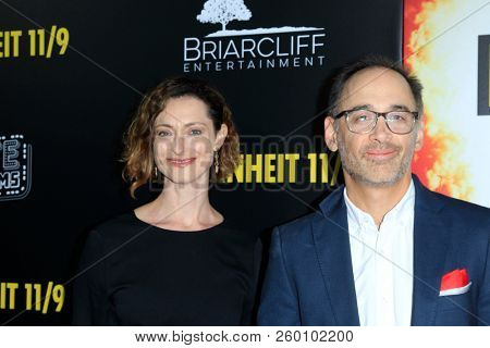 LOS ANGELES - SEP 19:  Marguerite Moreau, David Wain at the 
