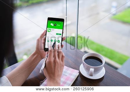 Chiang Mai, Thailand - August 18,2018: Woman Holding Huawei With Wechat  On The Screen.wechat Is A C