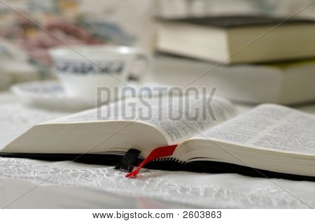 Kitap okumak için