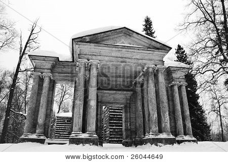 Maska พอร์ทัลในสวน Gatchina