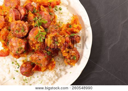 rougail saucisse, creole dish