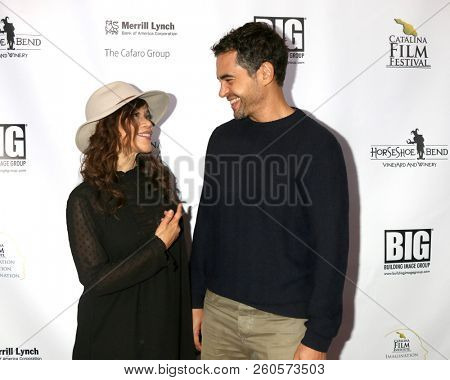 LOS ANGELES - SEP 26:  Rosie Perez, Ramon Rodriguez at the Catalina Film Festival - Opening Night at the Art Theater on September 26, 2018 in Long Beach, CA
