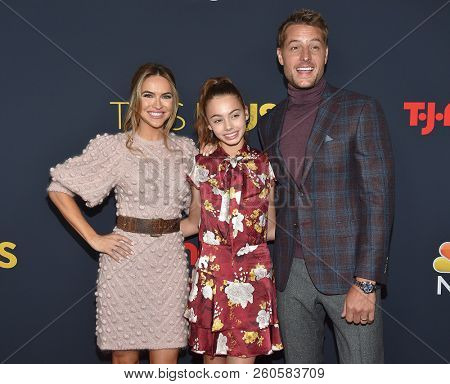 LOS ANGELES - SEP 25:  Chrishell Stause, Isabella Hartley and Justin Hartley arrives to the 