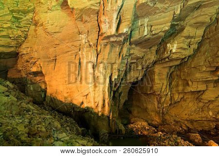 teng long Caves in lichuan, Hubei Provine, China