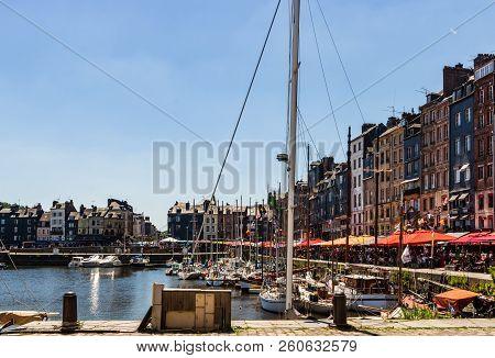 Honfleur, France - 2018.
Scenic View Of The Honfleur Harbour In Normandy, France.
Color Houses And T