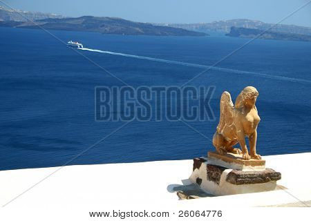 Skulptur med havudsigt