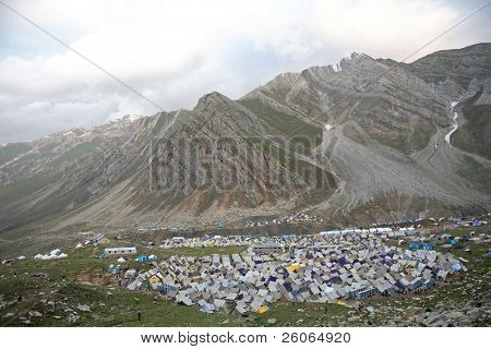 Exodus: Piligrims Lager im Himalaya