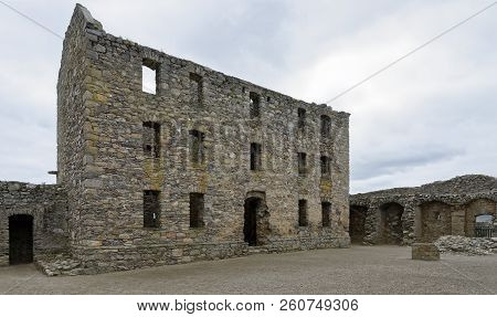 Ruthven Barracks, Kingussie, Strathspey, Scotland 
Build 1720 To Police The Highlands Against Jacobi