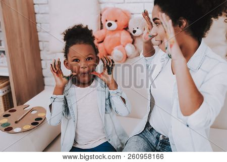 Smile And Happy Time With Mother And Daughter. Hobbies For Mother And Daughter. Offspring With Mothe