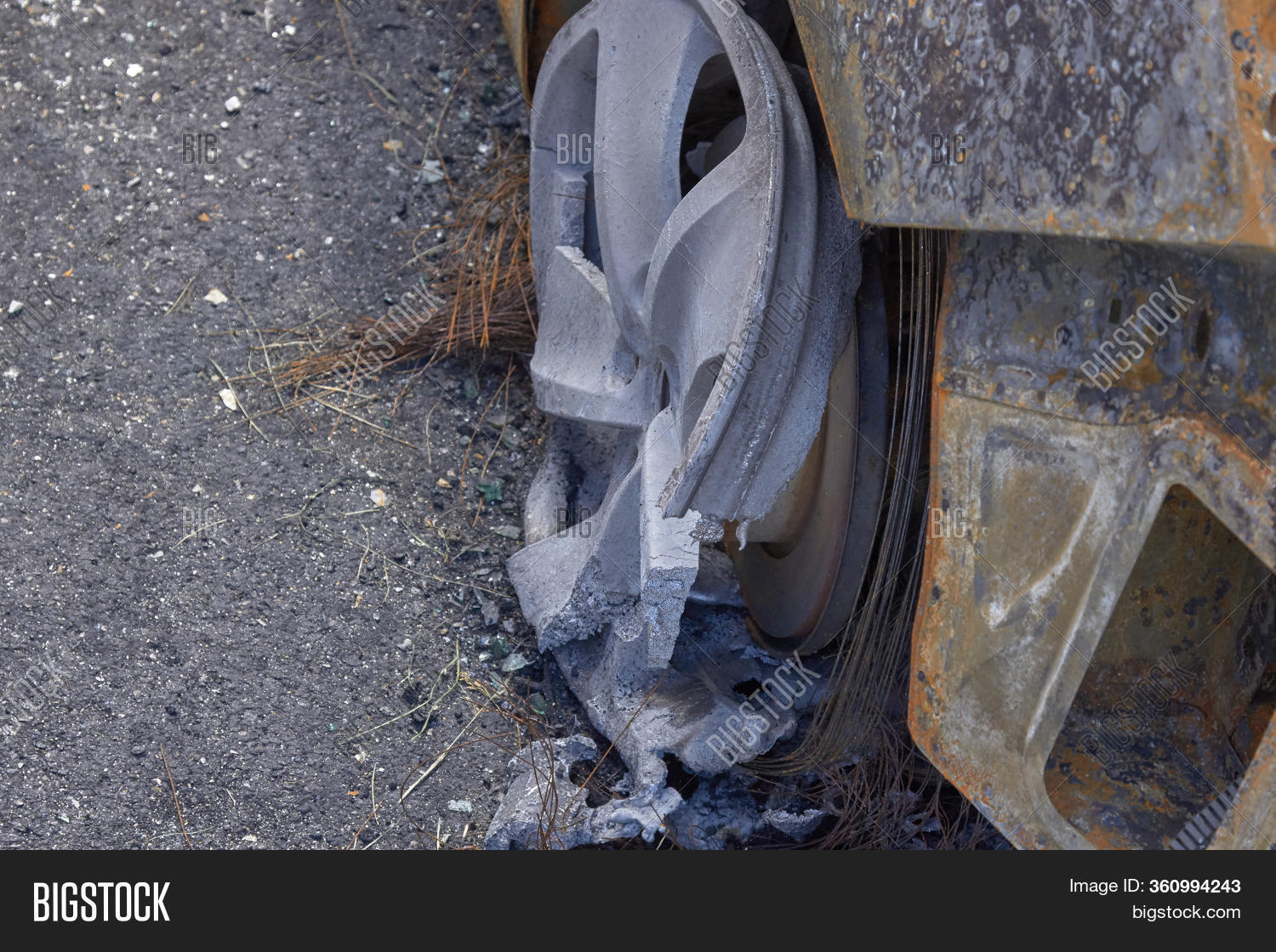 Wheels Wheels Burned- Image & Photo (Free Trial) | Bigstock